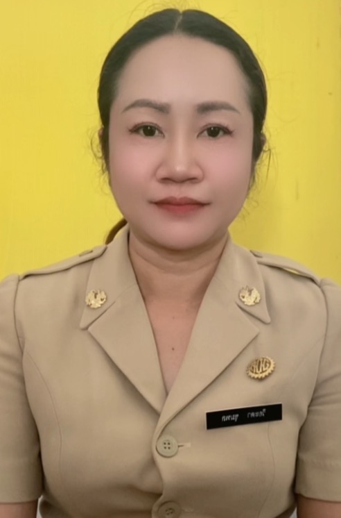 นางสาววิยะดา  ชุมพล
